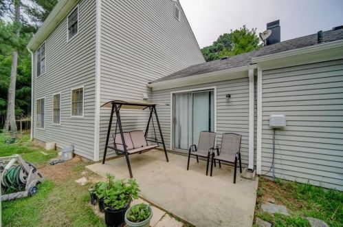 2634 Meadow Bend Ct, Duluth GA 30096-6037 exterior