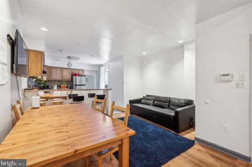 3247 Carlisle St, Philadelphia PA 19132-4018 exterior