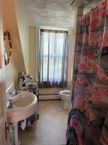 453 Woonasquatucket Ave, Providence RI 02911-3134 exterior