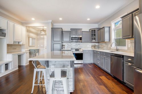 1216 Frst Dr, Kalamazoo MI 49002-6318 exterior