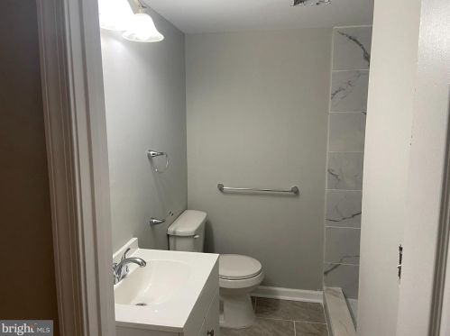 4210 Dix St, Washington DC  20019-3436 exterior