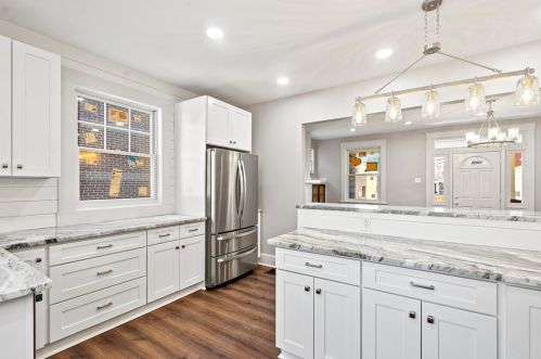 1433 Mervin Ave, Pittsburgh PA  15216-2028 exterior