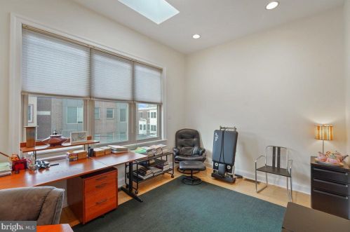 1023 19 St, Philadelphia PA 19146-2938 exterior