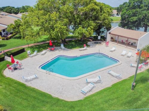 7739 Radcliffe Cir, Port Richey FL 34668-5937 exterior