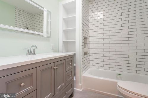 2935 16 St, Philadelphia PA 19132-2226 exterior