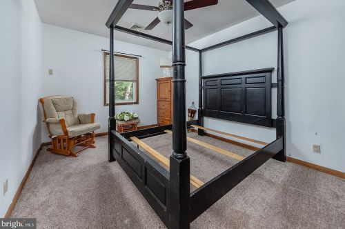 22 Green St, Pilesgrove NJ 08098-1136 exterior