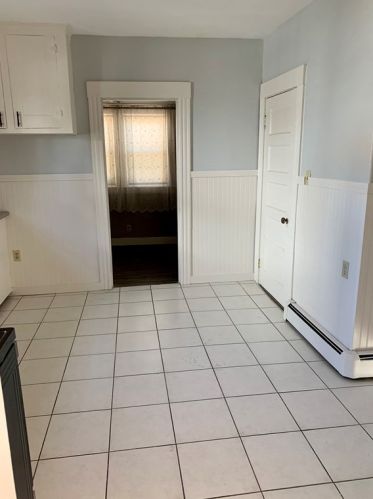 7 Standish St, Worcester MA 01604-3211 exterior