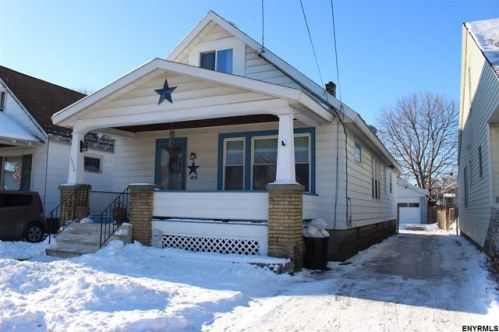 1526 Hawthorne St, Schenectady NY  12303-1012 exterior