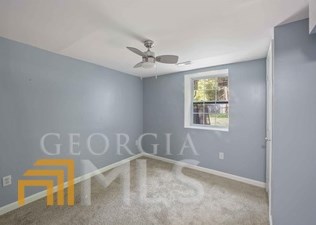 137 Arcadia Cir, Atlanta GA  30314-2305 exterior