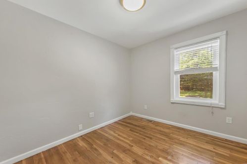 12143 Sunnycrest Pl, Hazelwood MO 63043-1222 exterior