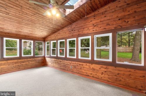 10158 Bracken Dr, Ellicott MD  21042-1675 exterior