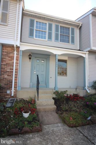 1632 10th St, Arlington VA  22204-4701 exterior