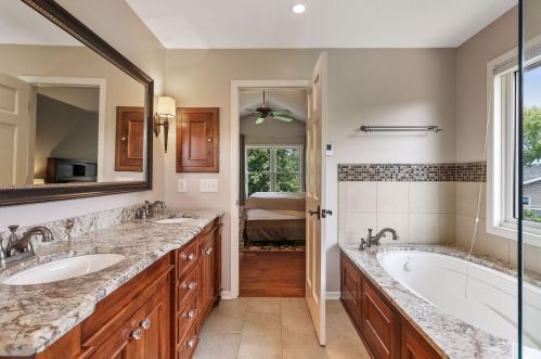 13830 Elkhart Rd, Saint Paul MN 55124-9248 exterior