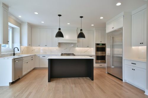 698 Berkley Ave, Elmhurst IL  60126-4244 exterior