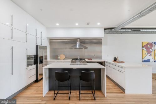 2218 Emerald St, Philadelphia PA 19134-2505 exterior