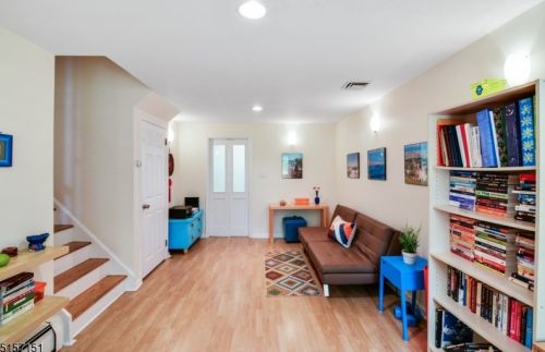 83 Beverly Rd, Springfield, NJ 07081-3001