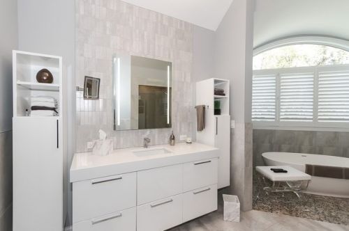 6508 Oakwood Mnr Dr, Bull Valley IL 60012-1196 exterior