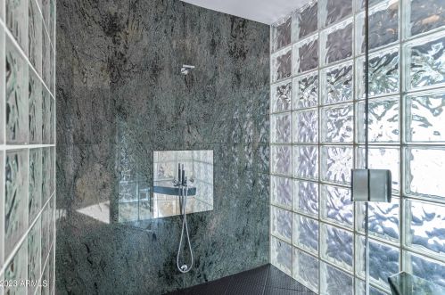 2111 Colter St, Phoenix AZ  85015-2821 exterior