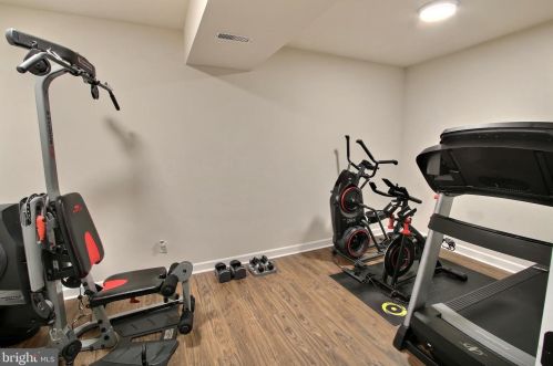 405 Great Falls Rd, Rockville MD  20850-2883 exterior