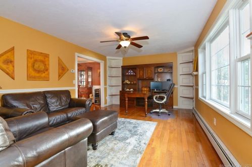 194 Roth Rd, Killingly CT 06241-1417 exterior