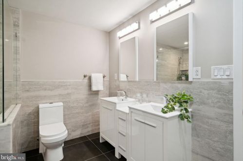 630 Catharine St, Philadelphia PA  19147-2937 exterior