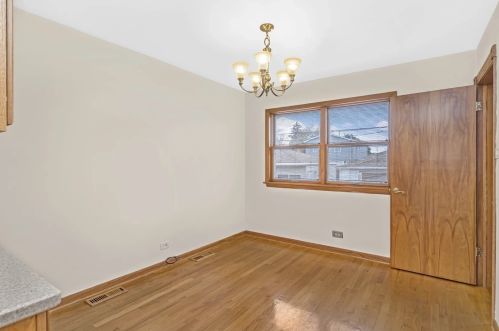 6022 Natoma Ave, Chicago IL 60707-3919 exterior