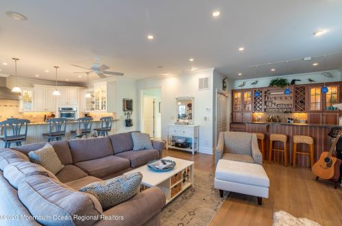 11 Philadelphia Ave, Lavallette NJ 08735-2345 exterior