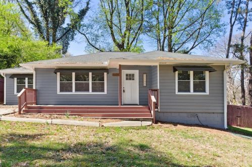 4096 Clay Dr, Atlanta GA  30360-2522 exterior