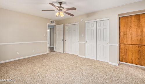 9040 40 Dr, Phoenix AZ 85019-2013 exterior