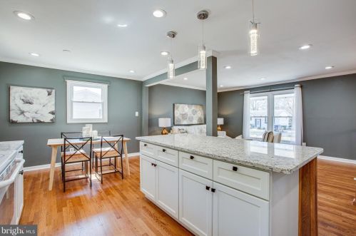 8007 Kidd St, Alexandria VA 22309-1131 exterior