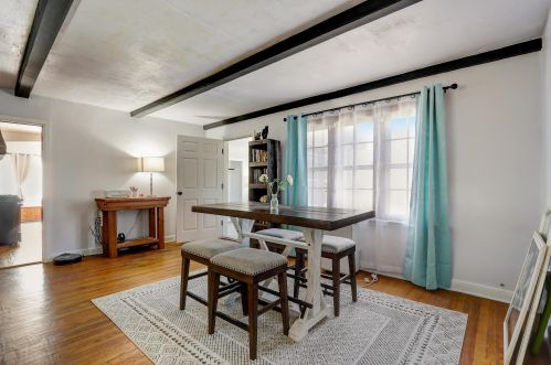 5545 57, Milwaukee WI 53218-3230 exterior