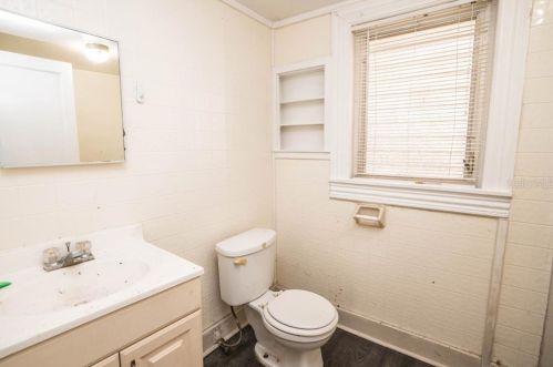 8112 Alaska St, Tampa FL  33604-3244 exterior