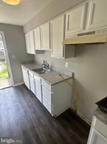 2774 Constitution Rd, Camden NJ 08104-2986 exterior