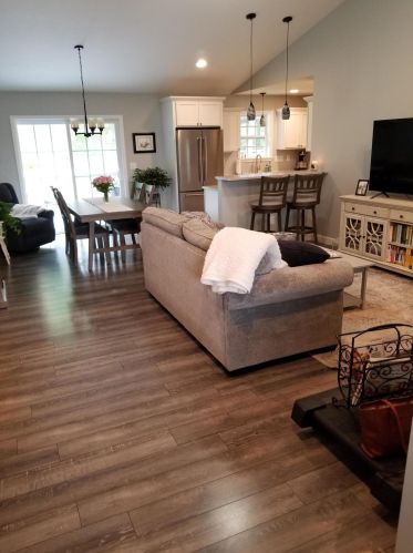 2008 Lk Ave, Meskegon MI 49445-3163 exterior