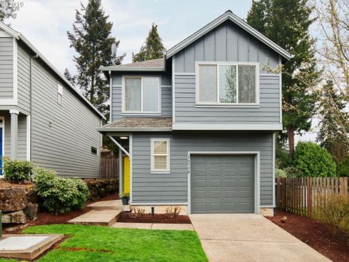 10738 75th Ave, Portland, OR 97222-1522