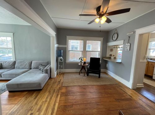 217 Valley Ave, Grand Rapids MI 49504-6145 exterior