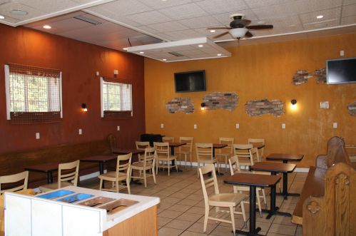 702 Douglas Ave, Kalamazoo MI  49007-2325 exterior