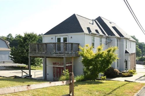 8301 Perry Hwy, Pittsburgh, PA 15237-5249