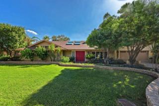 115 El Caminito Dr, Phoenix, AZ 85020-3503