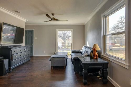 2615 Burlington Blvd, Dallas, TX 75211-5324