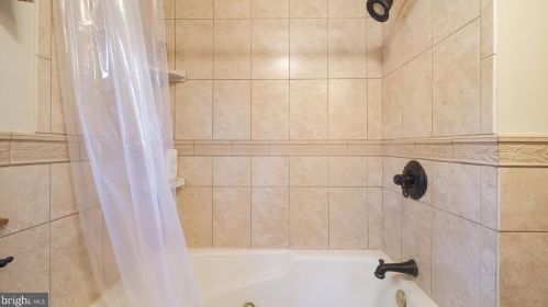 2350 Steven Rd, Huntingdon Valley PA 19006-6610 exterior