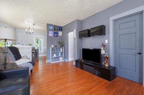 921 Oakland Ave, Joliet IL 60435-4626 exterior