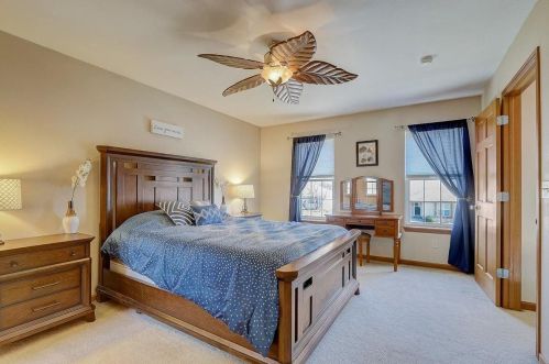 608 Chadwick Dr, Watertown WI 53094-5907 exterior