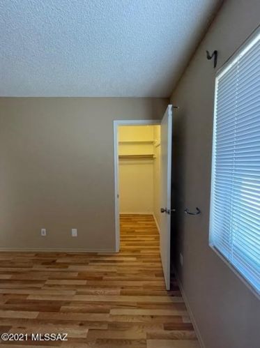 5276 Camino De Ln Tierra, Tucson AZ 85746-1018 exterior