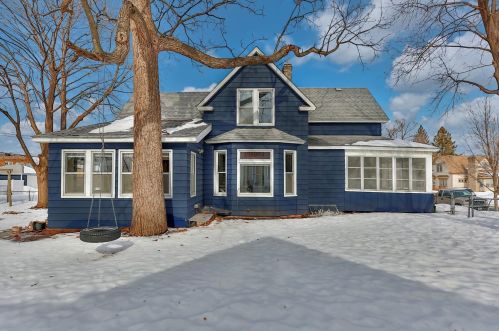 114 4 Ave, South Saint Paul MN 55075-2095 exterior