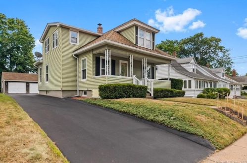 52 Delmont St, Manchester, CT 06042-3510