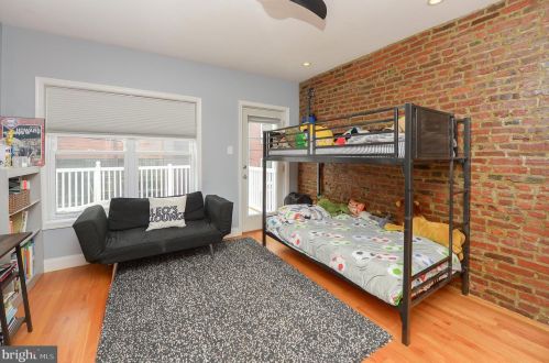 720 Marvine St, Philadelphia PA 19141-3417 exterior