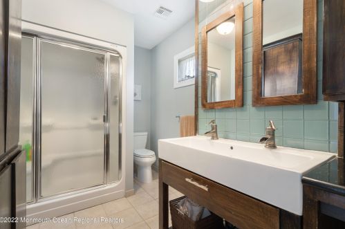 1666 End Dr, Point Pleasant Beach NJ 08742-5143 exterior