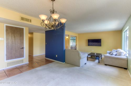 7561 La Cienega Dr, Tucson AZ  85715-3526 exterior