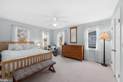 8904 1st Ave, Silver Spring MD 20912-4654 exterior